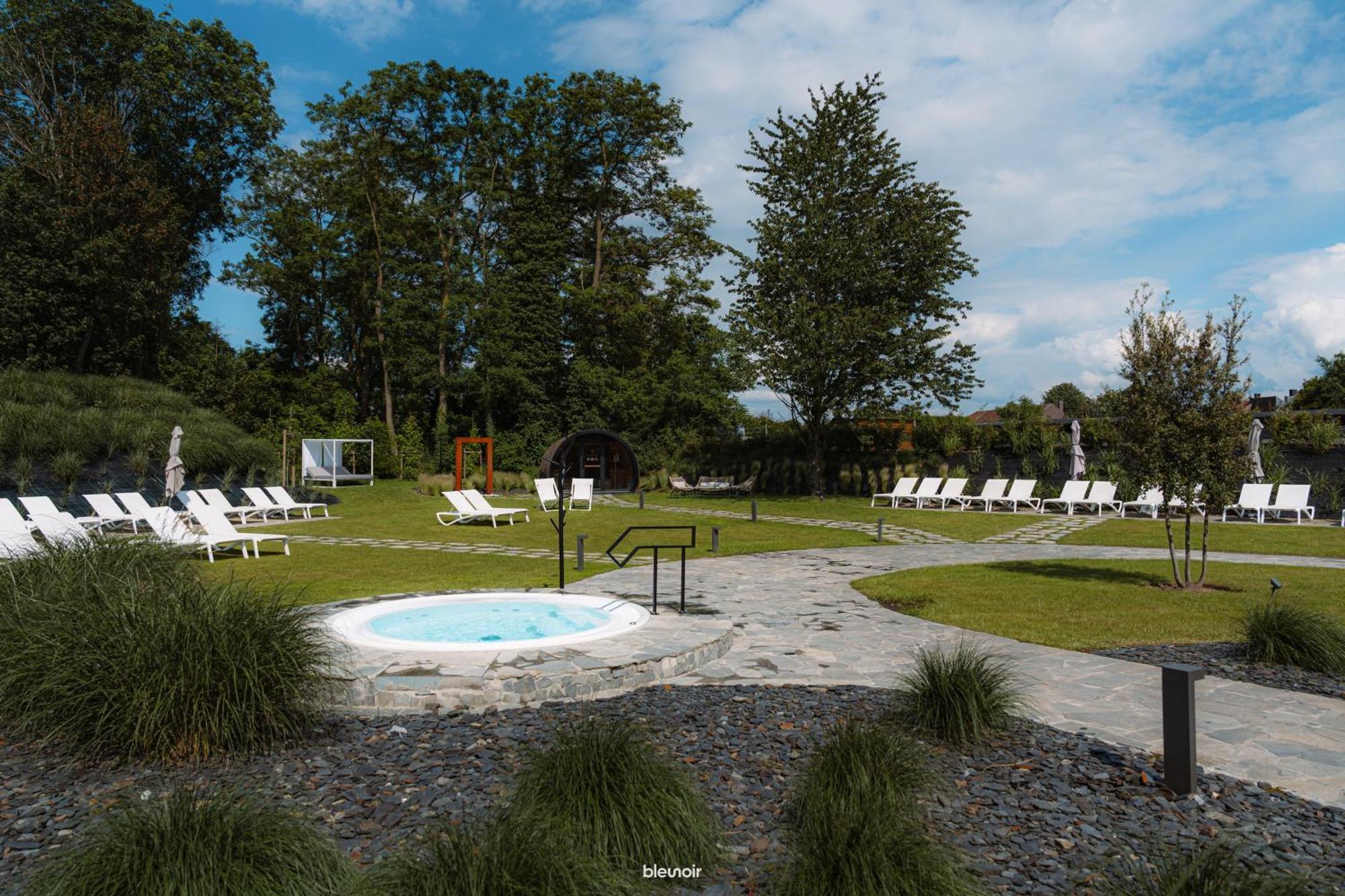 Domaine Des Thermes Awans Экстерьер фото